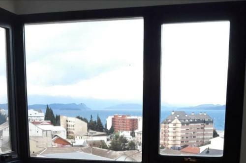 Apartamento Super C�ntrico Y Con Espectacular Vista Al Lago
