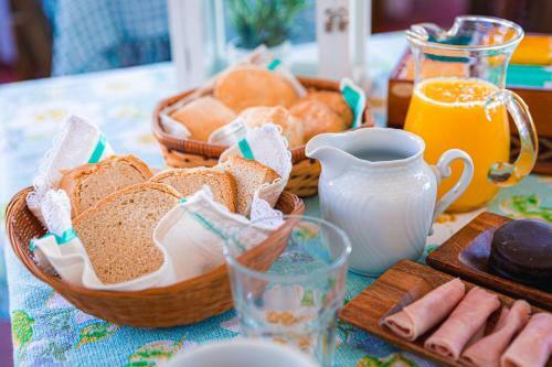 Bed & Breakfast Estancia Los Cuartos