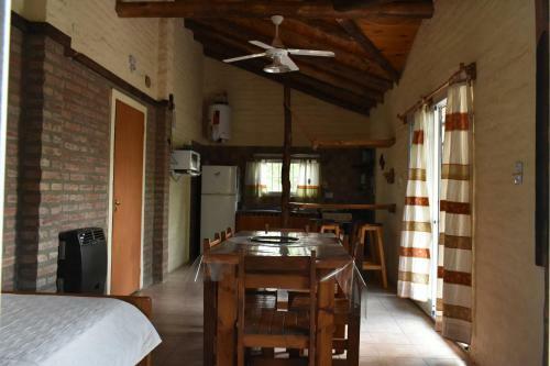 Caba�as Rayuela Y Otros Cuentos