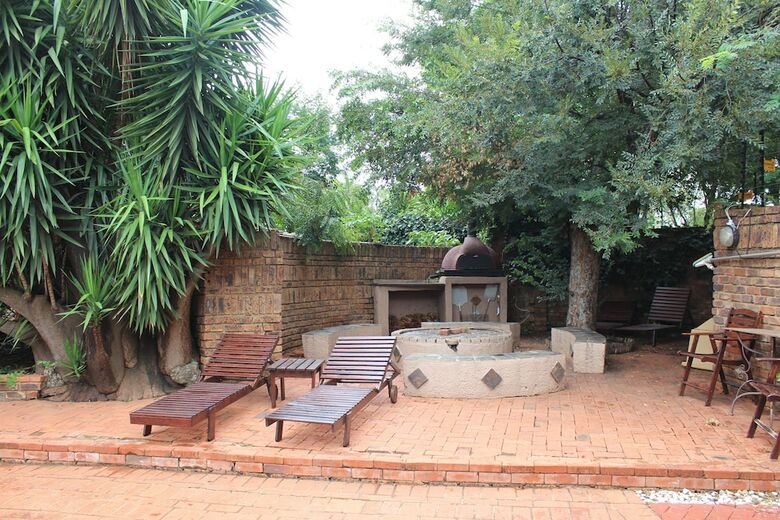 Hostal Foreigners Friend Guest House
