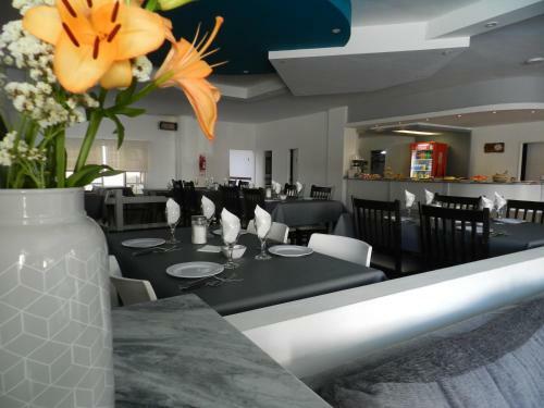 Hotel 376