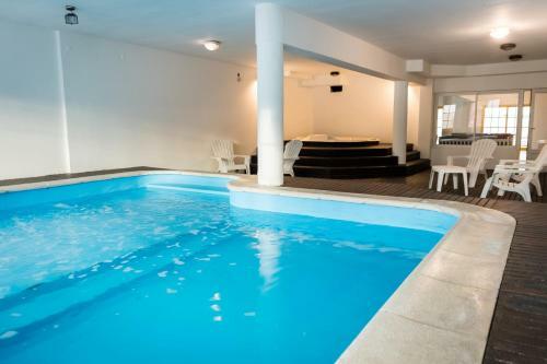 Hotel 376