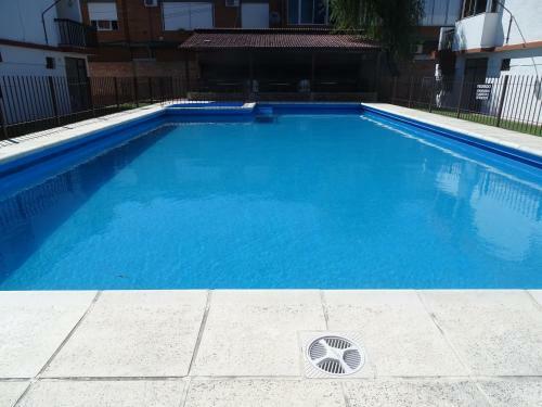 Apartamento Departamento German En Complejo Suqu�a