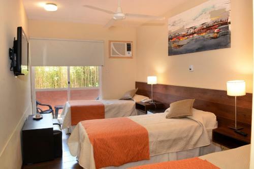 Hotel Costalago Suites