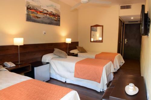 Hotel Costalago Suites