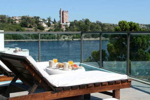 Hotel Costalago Suites