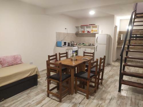 Quinta Generacion Apart