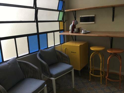 Hotel Bar de Fondo Suites