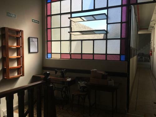 Hotel Bar de Fondo Suites