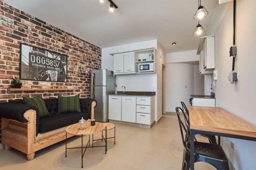 Apartment In Monserrat