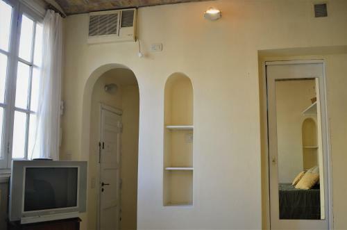 Bed & Breakfast Deptos En San Telmo Kohli House