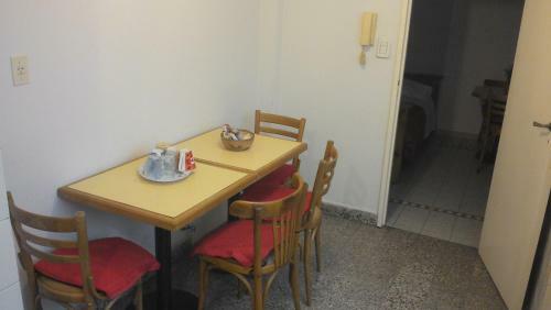 Oro Apart Hotel