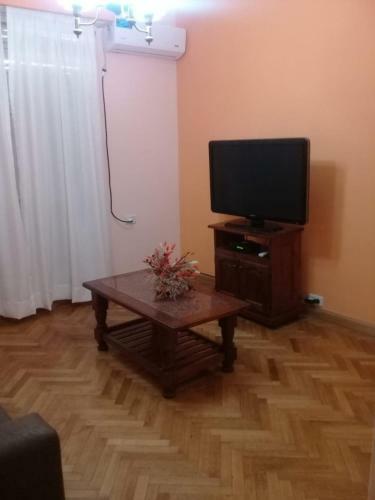 Apartamento Departamento 3 Ambientes En Pleno Centro