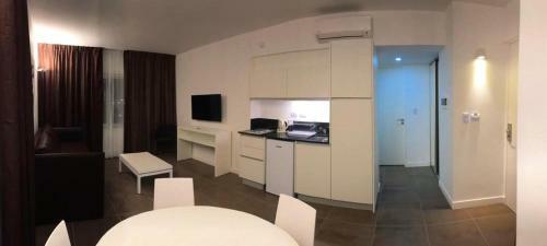 Hotel Rental Suites Campana