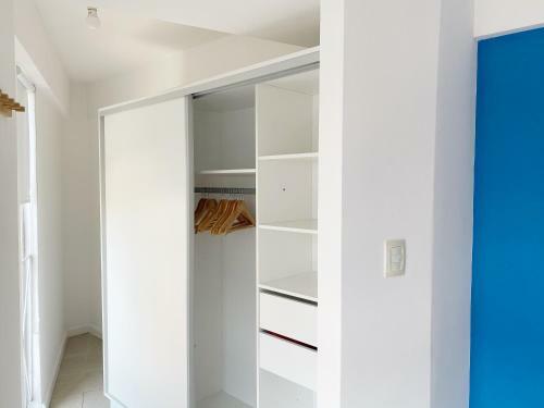 Apartamento Depto Muy Luminoso Cerca Del Centro