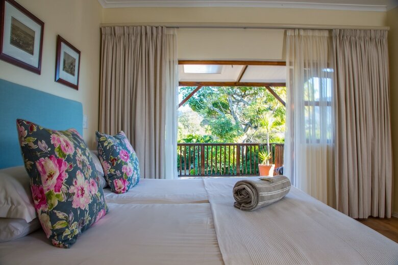 Hostal Summit Place Guesthouse
