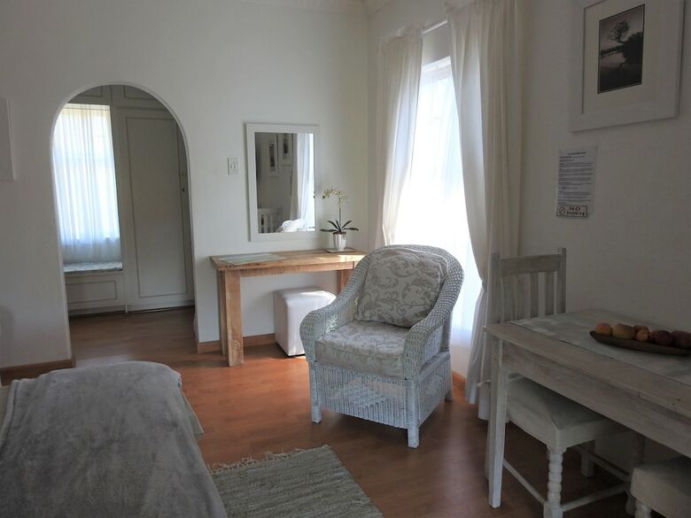 Hostal Waterford Guest House