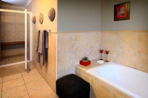 Hostal Thatchwood Country Lodge