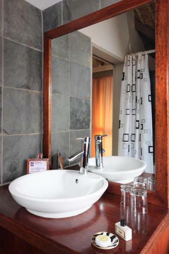 Hostal Thatchwood Country Lodge