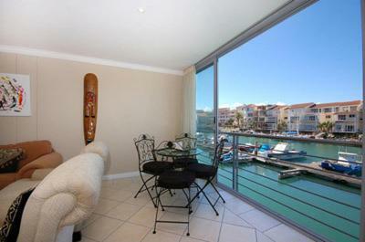 Apartamentos Coast And Country Accommodation