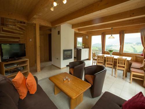 Cozy Chalet In Annaberg-lung�tz With Sauna
