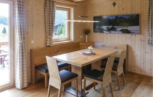 Amazing Home In Flattnitz W/ Internet And 2 Bedrooms