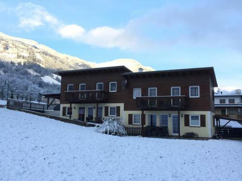 Talblick F�gen