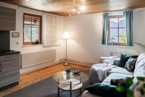 Lakeview Apartment