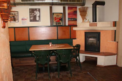 Hostal Gasthof-cafe-risano