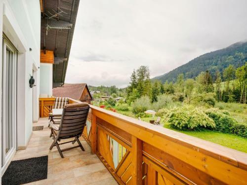 Spacious Mansion In Hermagor-pressegger See With Garden