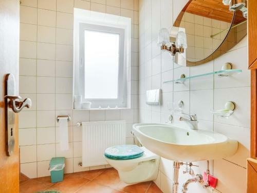 Spacious Mansion In Hermagor-pressegger See With Garden