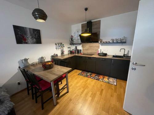 Hostal Room In Apartment - Biyan Appartment 111