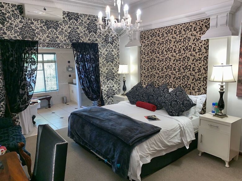 Hostal Dersley Manor