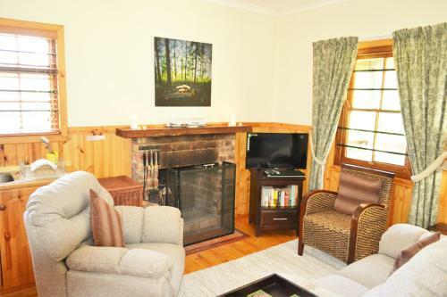 Hostal Forest Edge - Nature Lovers' Retreat