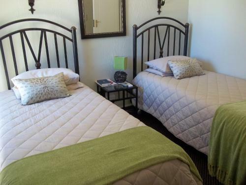 Hostal Rise And Shine Lodge