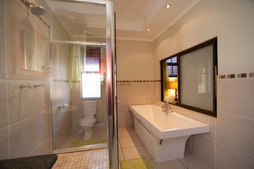 Hostal Rise And Shine Lodge