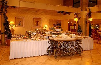 Hotel Peermont Metcourt Suites At Emperors Palace