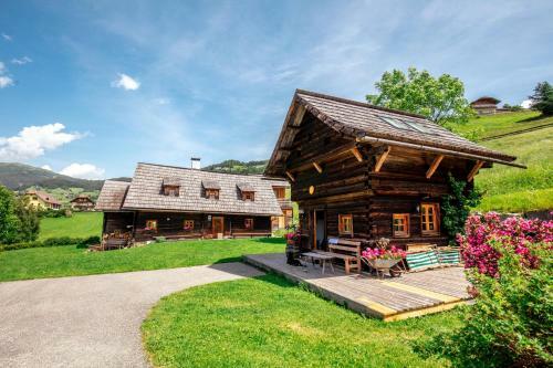 Napoleonvilla Holiday Home