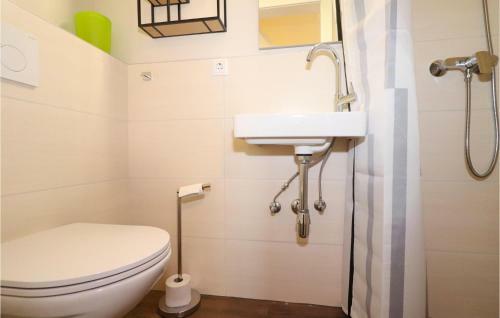 Stunning Apartment In Saalfelden With