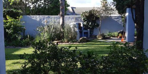 Bed & Breakfast Be My Guest Lodge