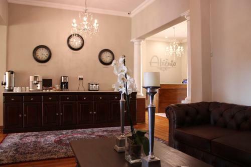 Hostal Abiento Guesthouse