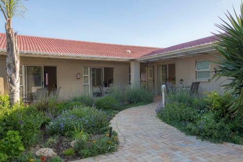 Hostal Maroela House Guest Accommodation