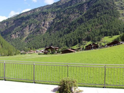Beautiful Apartment In Zwieselstein With Balcony