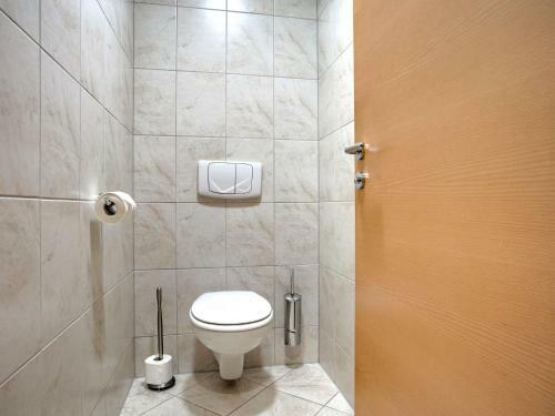 Beautiful Apartment In Zwieselstein With Balcony
