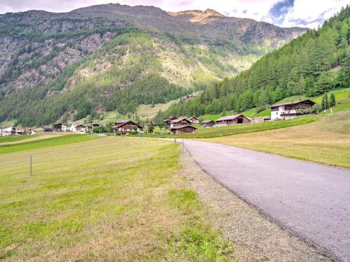 Beautiful Apartment In Zwieselstein With Balcony