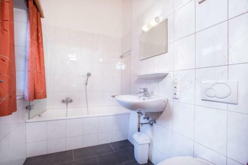 Chalet Sch�neben Bauernhaus Oostzijde