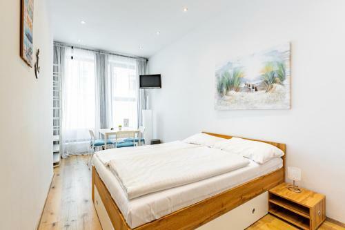 West Apartments - Contactless Check-in