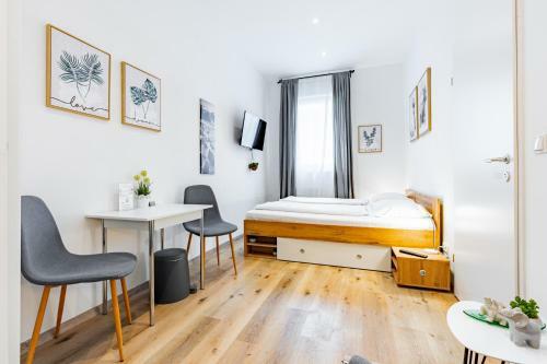 West Apartments - Contactless Check-in