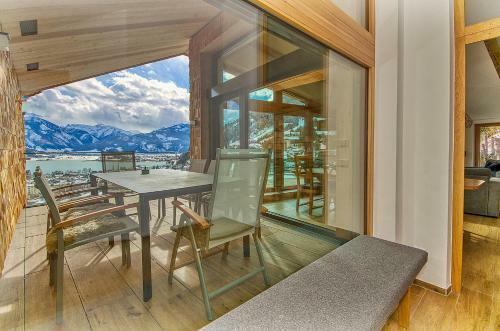 Eagles Nest By Alpen Apartments