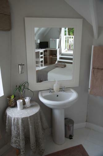 Bed & Breakfast Sea Breeze Beach House Plettenberg Bay
